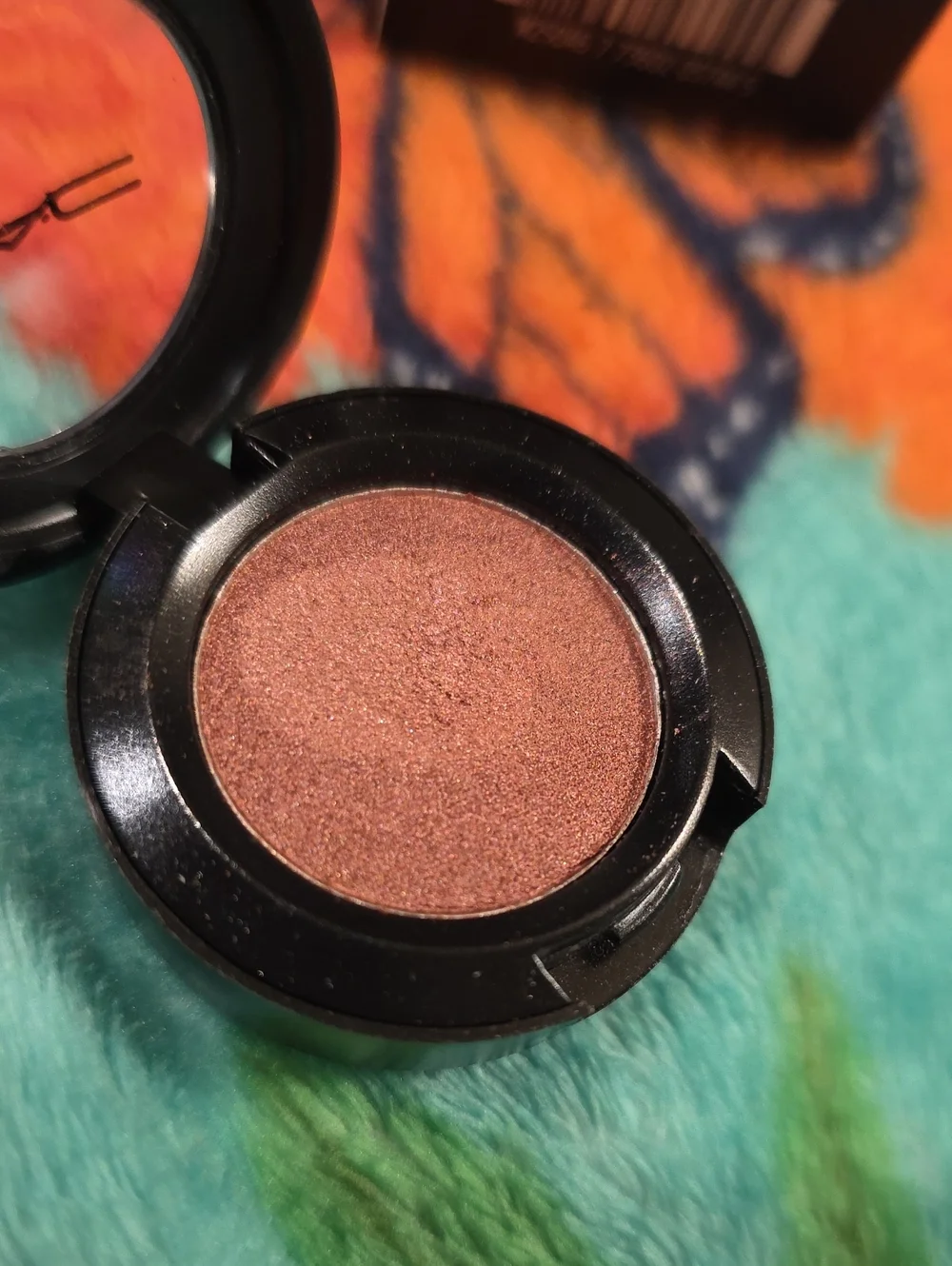 Mac Cut To Fit Eyeshadow
